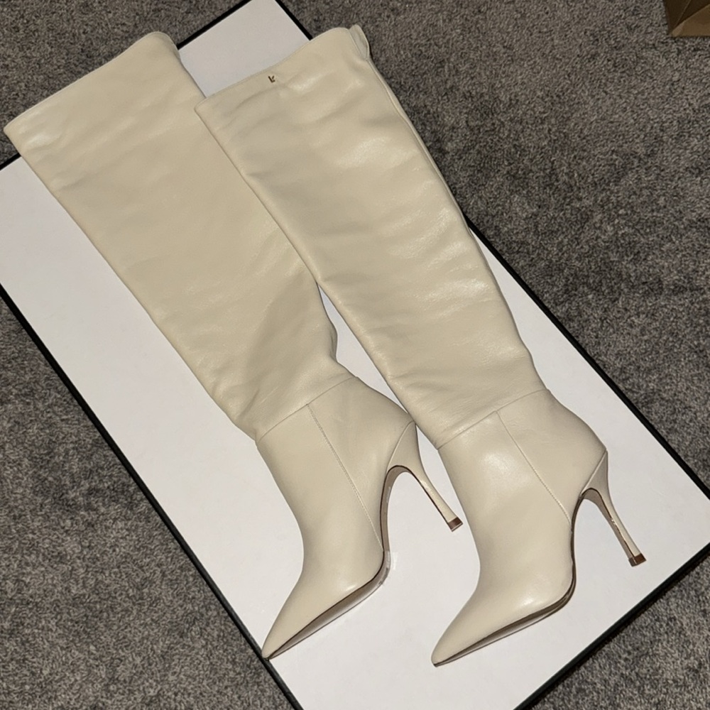 NIB Larroudé Women's Kate Over the Knee Boots ivory sz 5